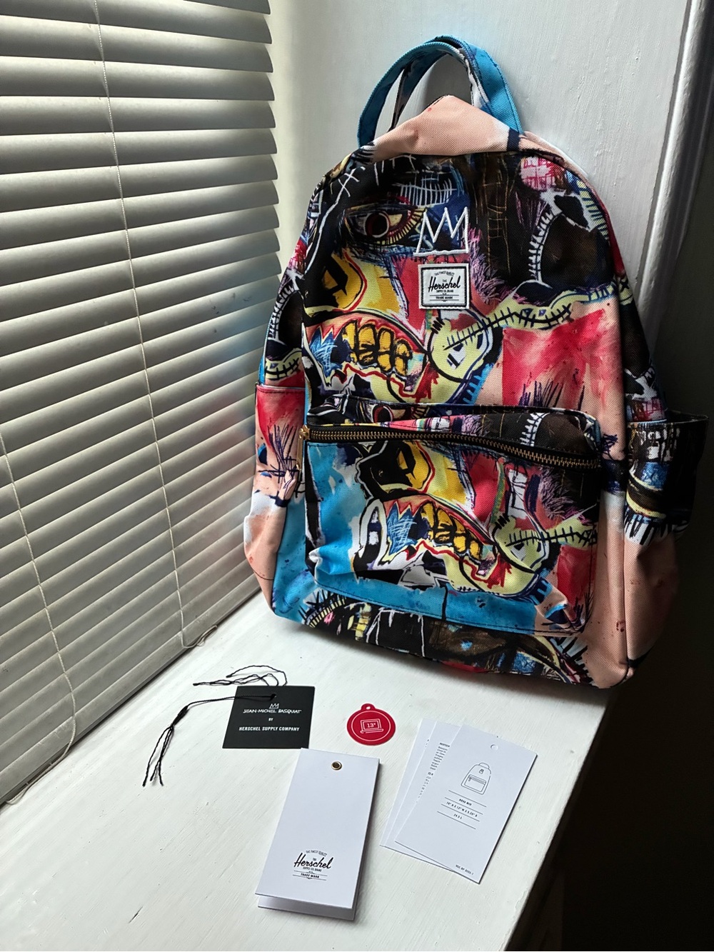 Herschel Supply Co. x Jean-Michel Basquiat Nova Mid-Volume Backpack, limited ed. - Picture 2 of 16
